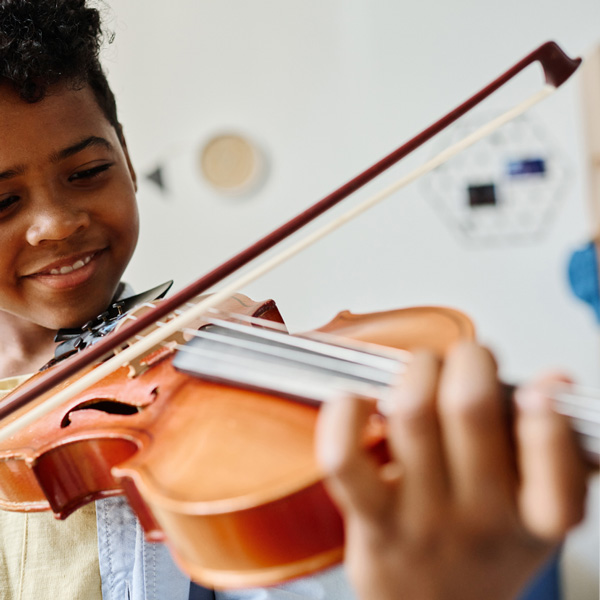 Music for Children Lessons in Rive-Sud Longueuil at Home 