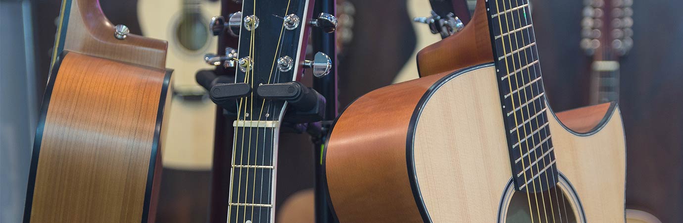 Guitar Lessons in Rive-Sud Longueuil at Home