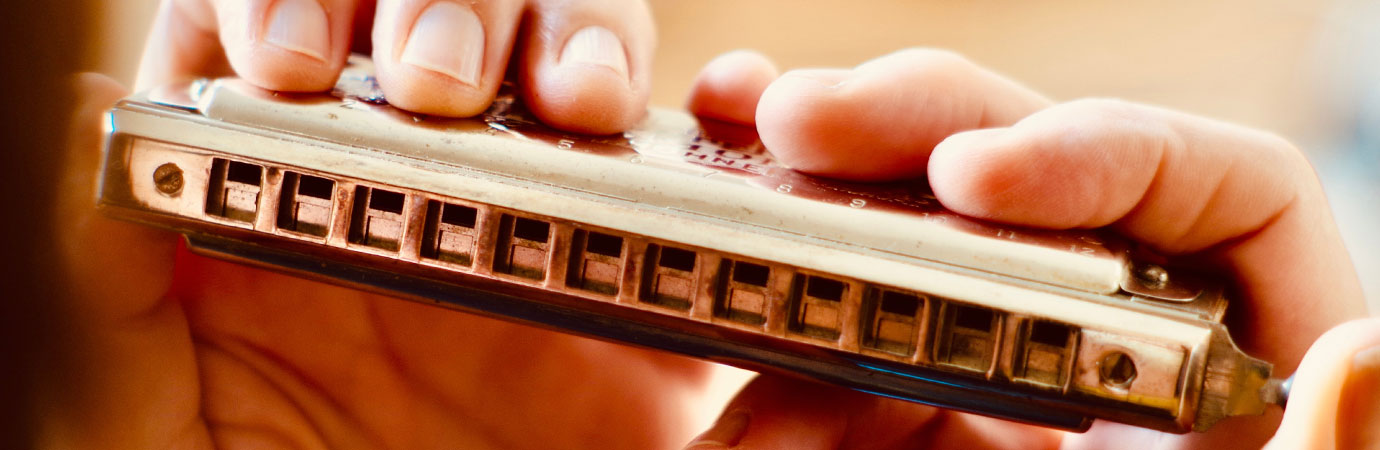 Harmonica Lessons in Rive-Sud Longueuil at Home