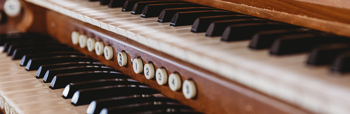 Organ Lessons in Rive-Sud Longueuil at Home